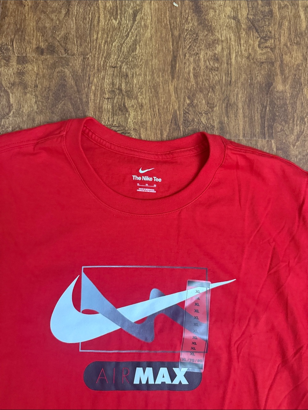 Nike Red Air Max Graphic Short Sleeve Tee Size XL - Picture 3 of 11